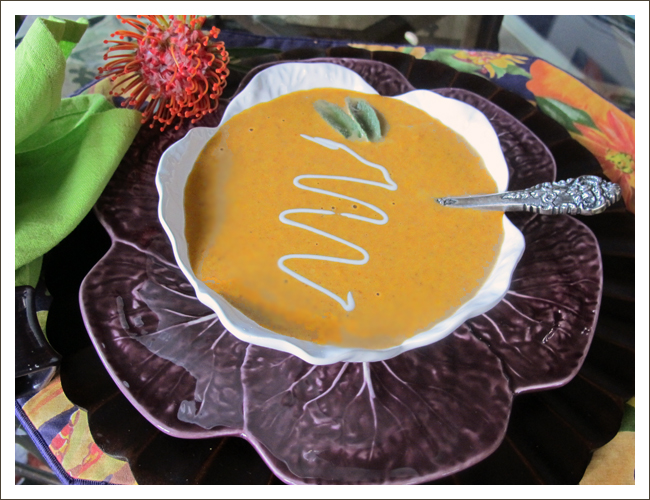 Curried Pumpkin Carrot Soup