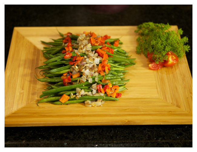 Green Beans with Shallots and Red Peppers